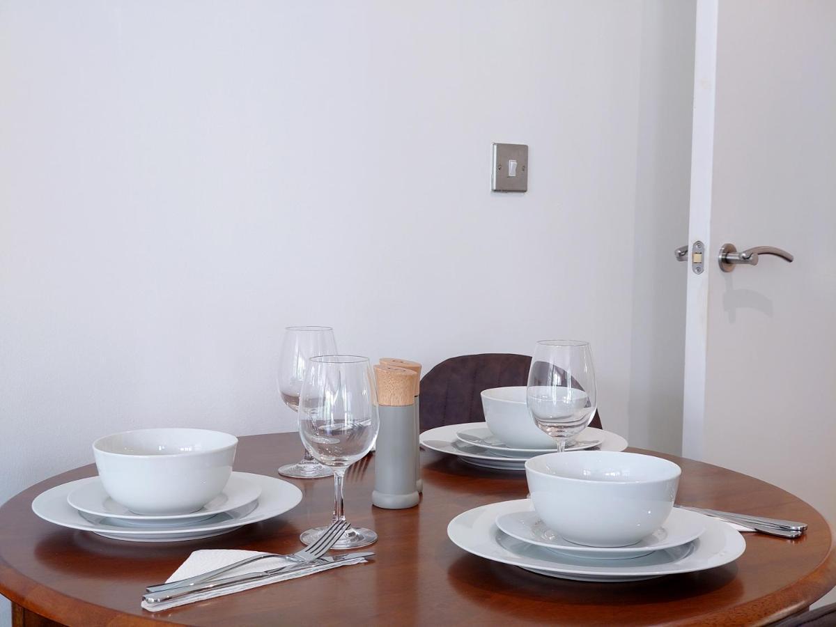 Fully Serviced Two Bed Apartment By Excel & O2 London Exterior photo
